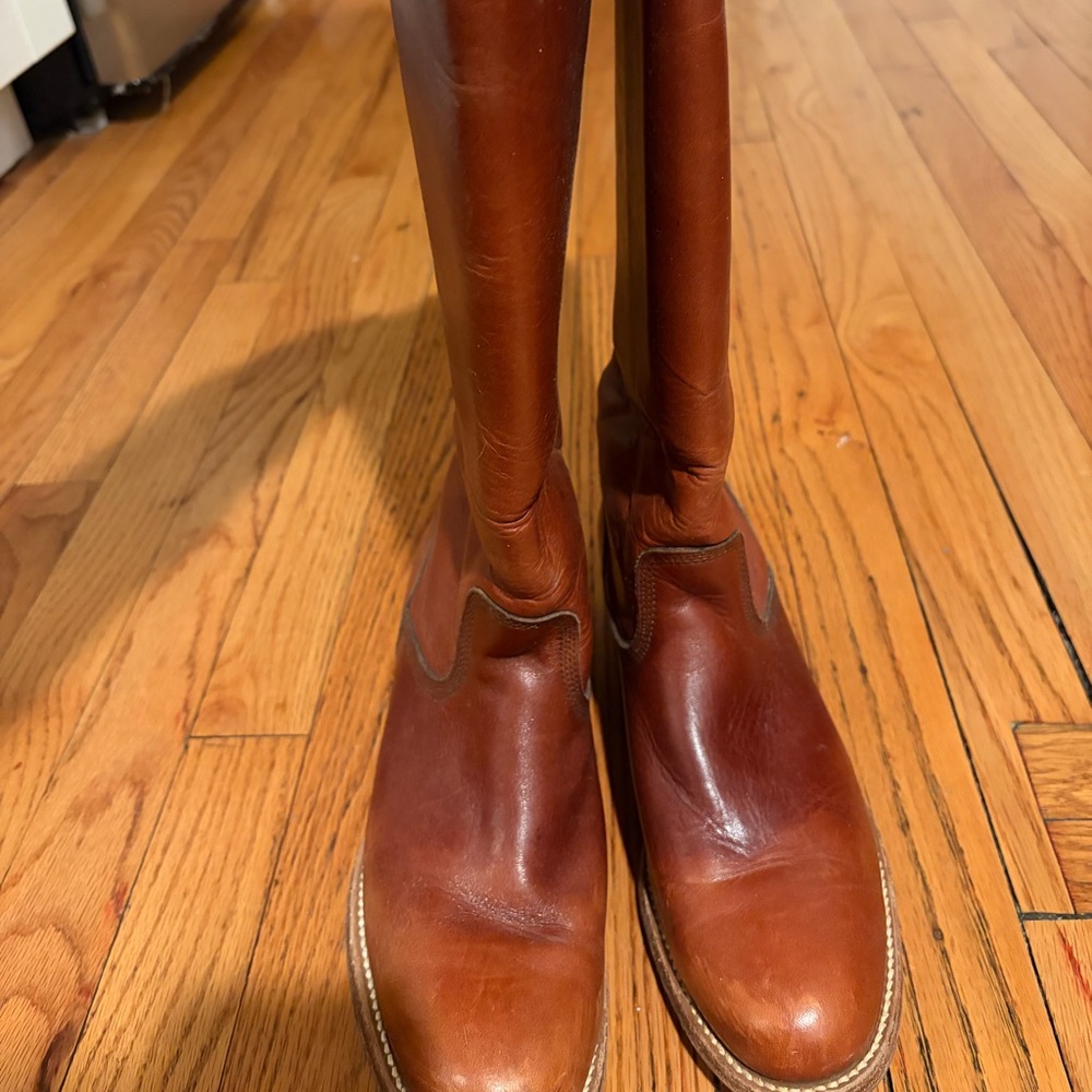 Frye Tan Leather Interior